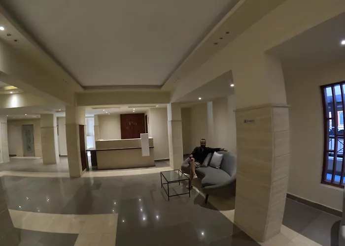 Appartement Alhambara Compound *